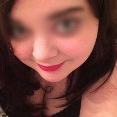 Annonce sexe jeune brune ronde Saint Brieuc